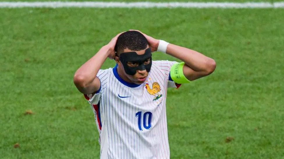 Mbappe mask